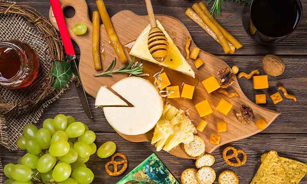 Vijf handige tips voor een feestelijke kaasplank
